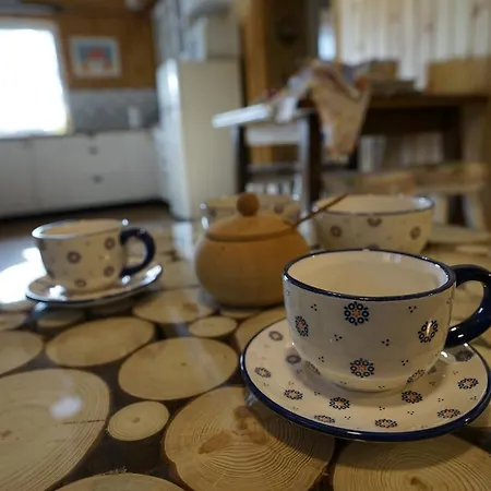 Sosnowy Zakatek - Wakacyjny Nad Jeziorem W Lesie Feriehus Tuczno (Walcz)