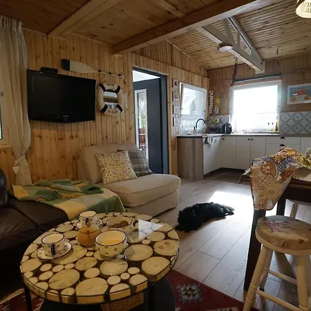 Sosnowy Zakatek - Wakacyjny Nad Jeziorem W Lesie *