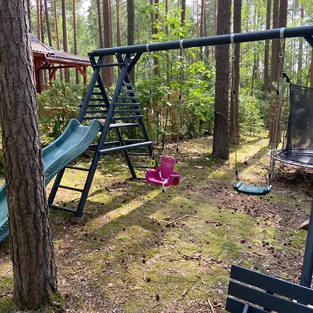 Sosnowy Zakatek - Wakacyjny Nad Jeziorem W Lesie Feriehus *